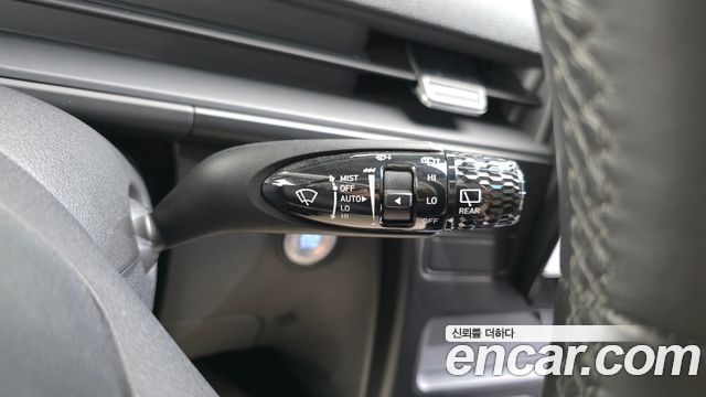 Hyundai Staria 2025 — photo 31