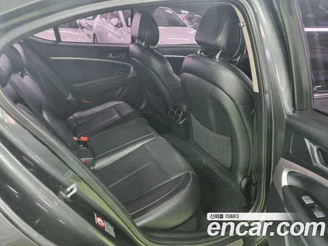 Genesis G70 2018 — photo 12