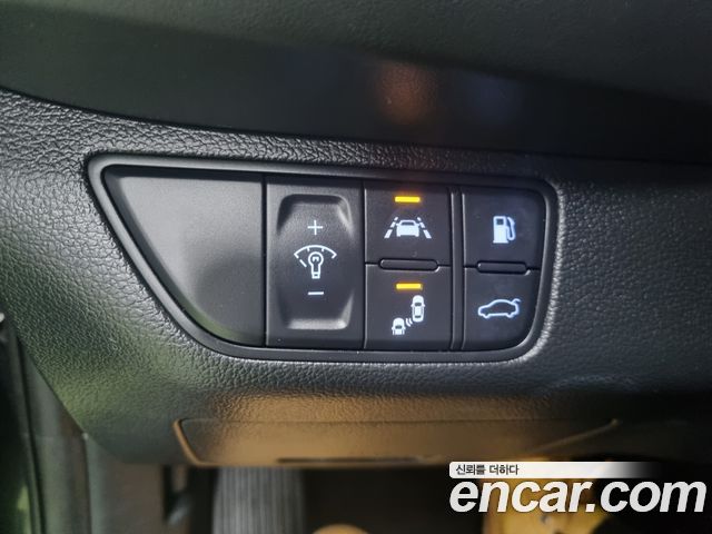 Genesis G70 2018 — photo 15