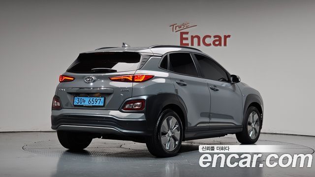 Hyundai Kona 2020 — photo 2