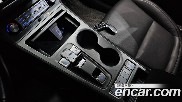 Hyundai Kona 2020 — photo 12