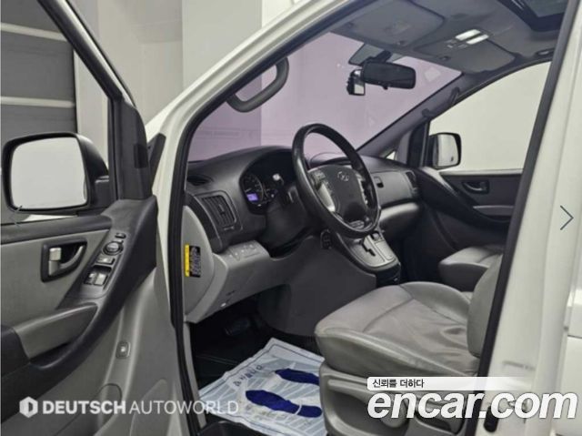 Hyundai Starex 2019 — photo 11