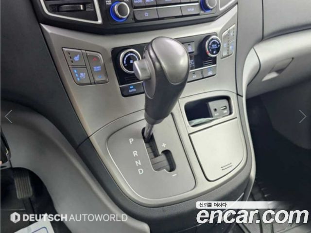 Hyundai Starex 2019 — photo 14