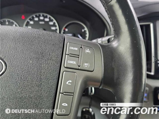 Hyundai Starex 2019 — photo 16