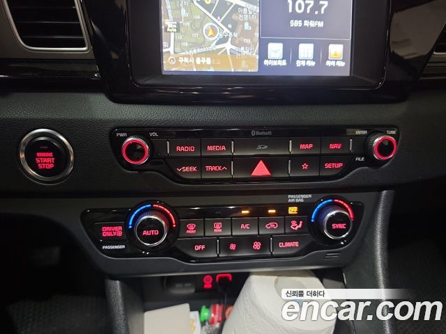 Kia Niro 2018 — photo 19