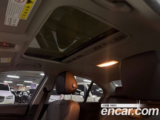 BMW 3-Series 2018 — photo 15