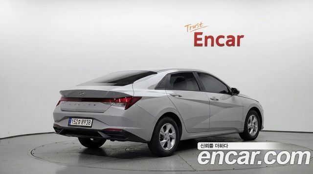 Hyundai AVANTE 2021 — photo 2