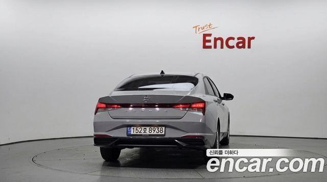Hyundai AVANTE 2021 — photo 4