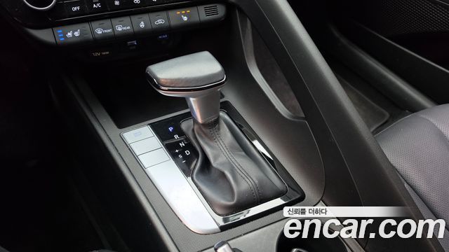 Hyundai AVANTE 2021 — photo 12