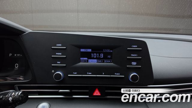 Hyundai AVANTE 2021 — photo 20