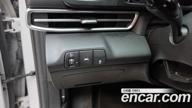 Hyundai AVANTE 2021 — photo 26