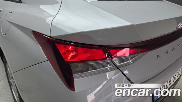 Hyundai AVANTE 2021 — photo 9