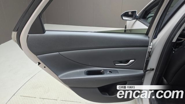 Hyundai AVANTE 2021 — photo 15