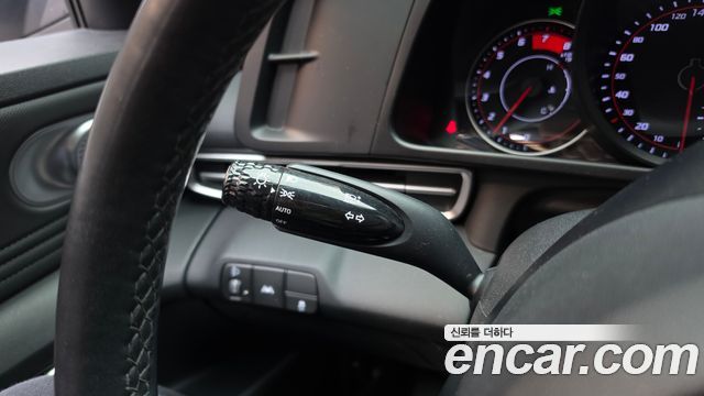 Hyundai AVANTE 2021 — photo 29