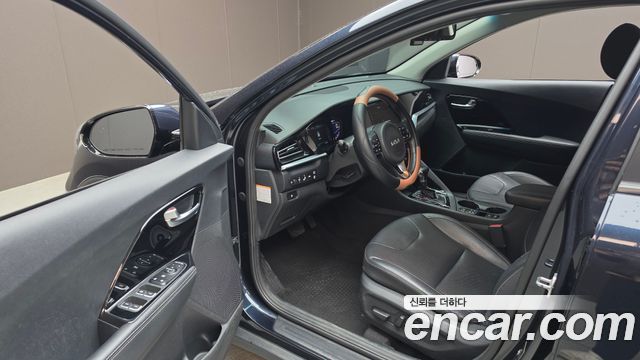 Kia Niro 2022 — photo 13