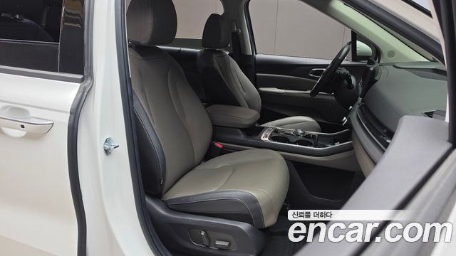 Kia Canival 2025 — photo 18
