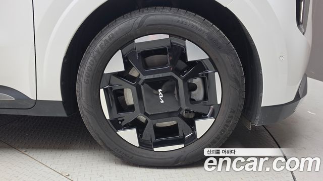 Kia Canival 2025 — photo 7