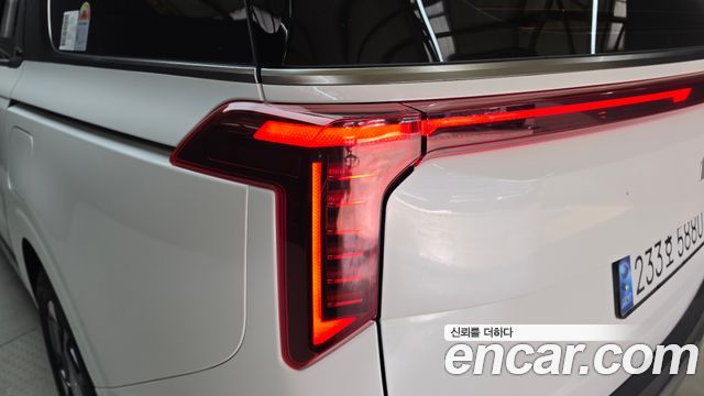 Kia Canival 2025 — photo 9