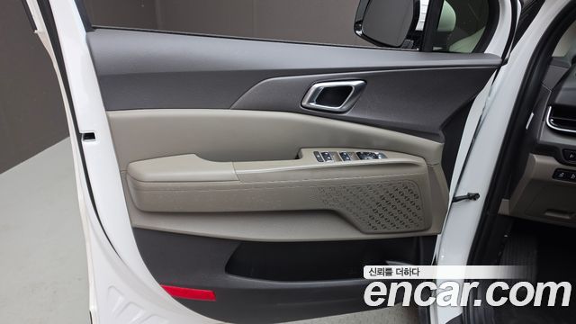 Kia Canival 2025 — photo 14