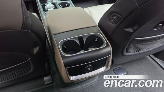 Kia Canival 2025 — photo 32