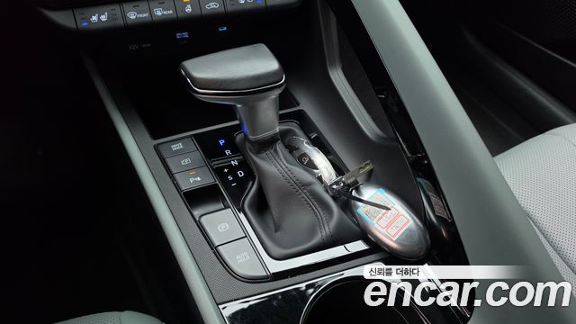 Hyundai AVANTE 2024 — photo 12