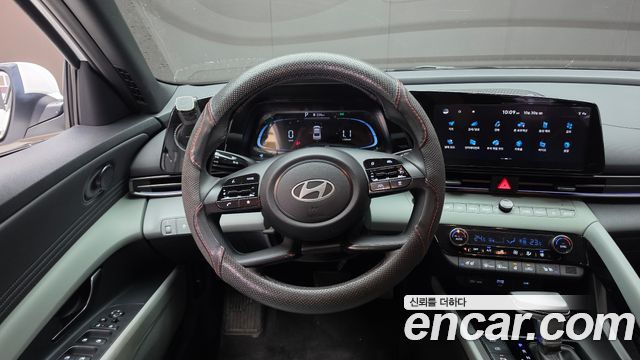 Hyundai AVANTE 2024 — photo 19