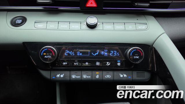 Hyundai AVANTE 2024 — photo 22