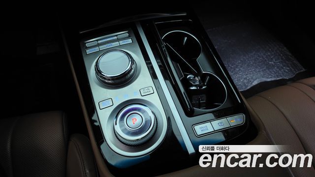 Genesis G80 2023 — photo 12