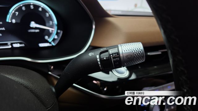 Genesis G80 2023 — photo 29