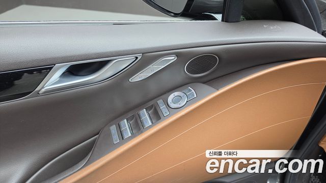 Genesis G80 2023 — photo 30