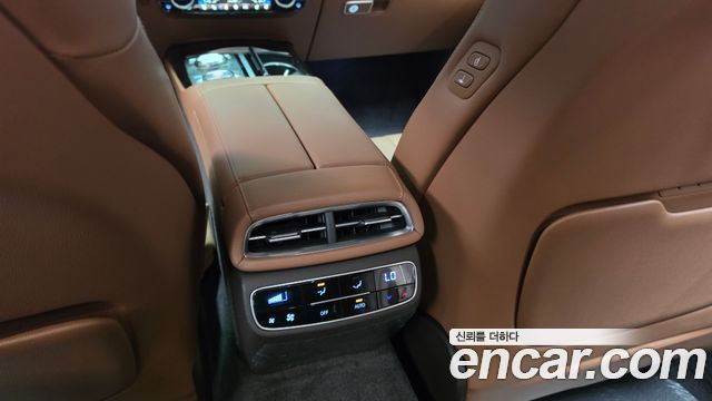 Genesis G80 2023 — photo 33