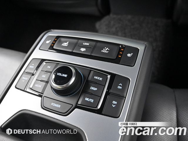 Genesis G80 2018 — photo 16