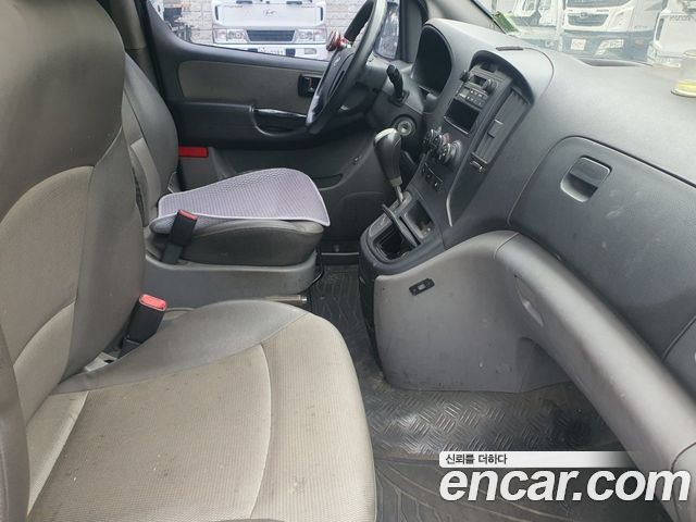 Hyundai Starex 2010 — photo 6