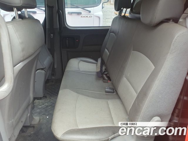Hyundai Starex 2010 — photo 7