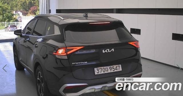 Kia Sportage 2023 — photo 2