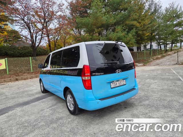 Hyundai Starex 2012 — photo 7