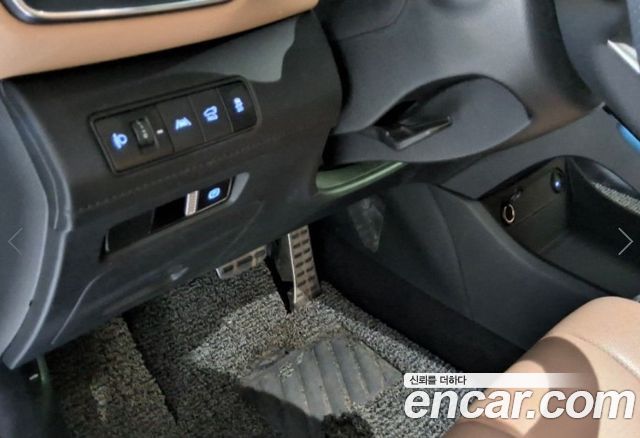 Hyundai Santafe 2023 — photo 10