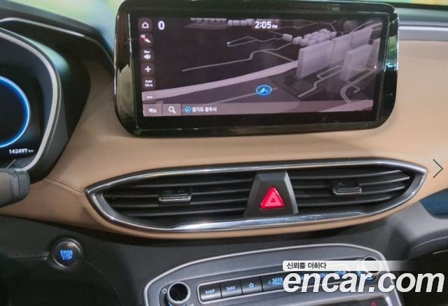 Hyundai Santafe 2023 — photo 11