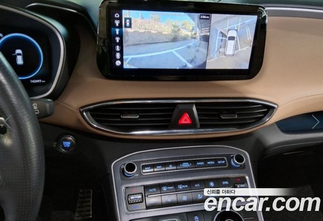 Hyundai Santafe 2023 — photo 12