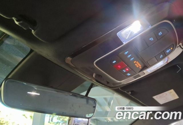 Hyundai Santafe 2023 — photo 14