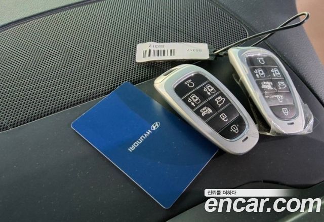 Hyundai Santafe 2023 — photo 15