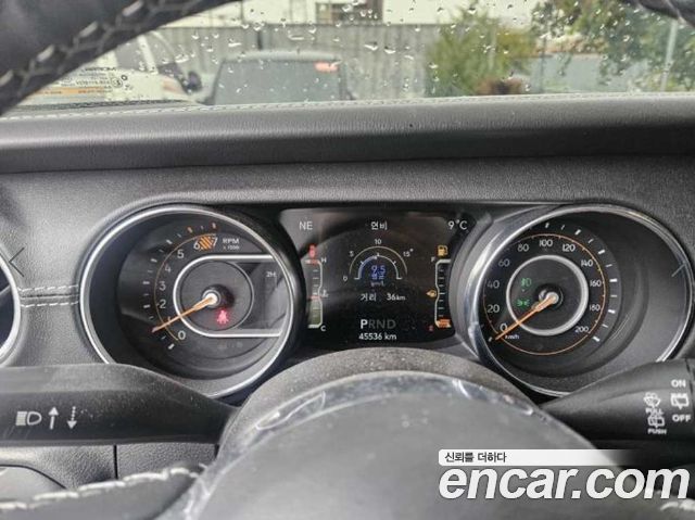 Jeep Wrangler 2021 — photo 7