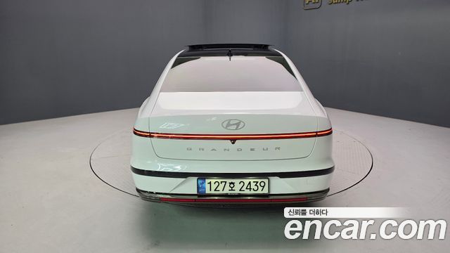Hyundai Grandeur 2023 — photo 6