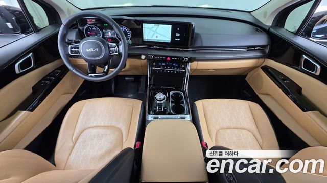 Kia Canival 2023 — photo 7