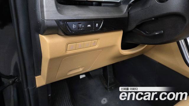 Kia Canival 2023 — photo 18