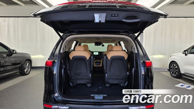Kia Canival 2023 — photo 20