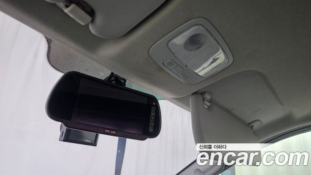 Hyundai Starex 2019 — photo 22