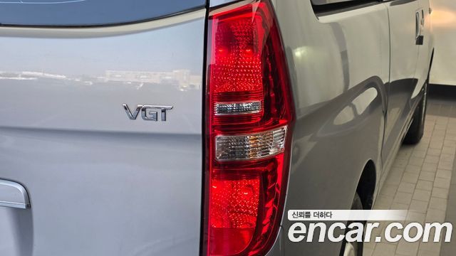 Hyundai Starex 2019 — photo 9