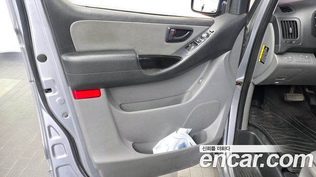 Hyundai Starex 2019 — photo 14