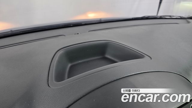 Hyundai Starex 2019 — photo 29